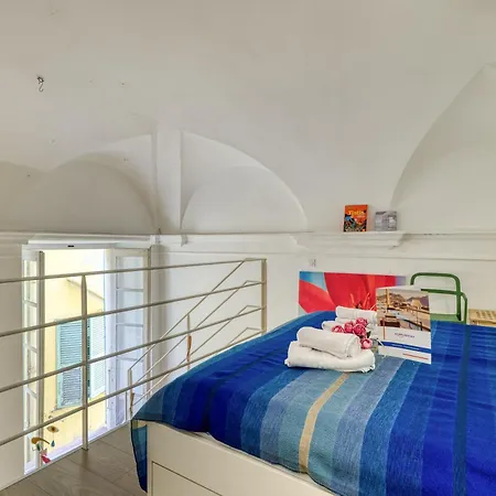 Two Levels In Historical Building - Happy Appartamento *