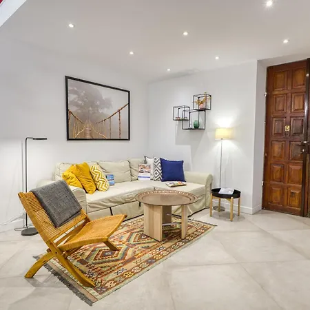 Apartmán Two Levels In Historical Building - Happy